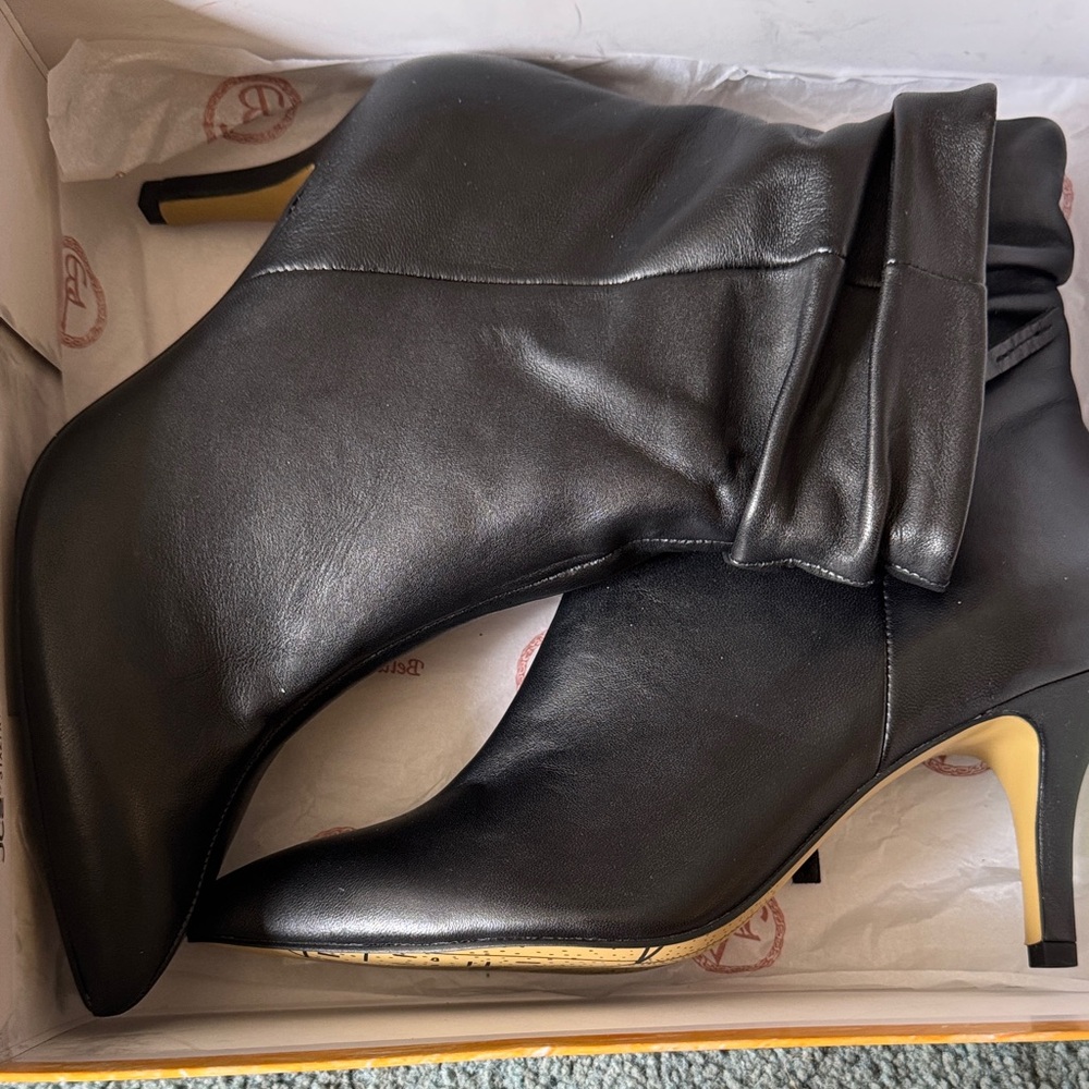 Bella Vita Black Leather Heeled Boots